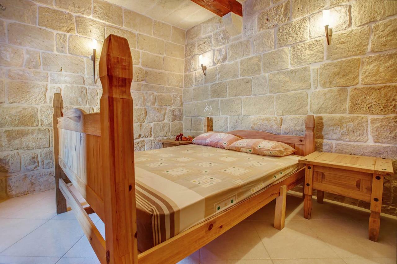 Għarb Il-Veduta Holiday Farmhouse With Sunny Private Pool In Island Of Gozo מראה חיצוני תמונה