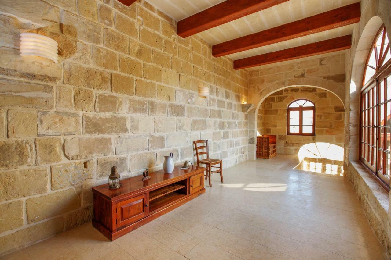 Għarb Il-Veduta Holiday Farmhouse With Sunny Private Pool In Island Of Gozo מראה חיצוני תמונה
